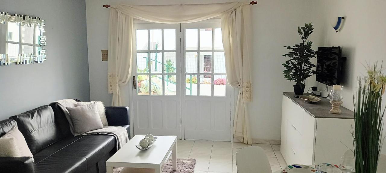 Beautiful Spacious 1-Bed Apartment With Aircon Puerto del Carmen  Exterior foto